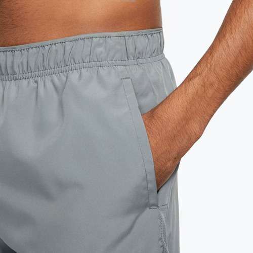 Férfi rövidnadrág Nike Dri-Fit Challenger 7" Brief-Lined smoke grey/smoke grey/black
