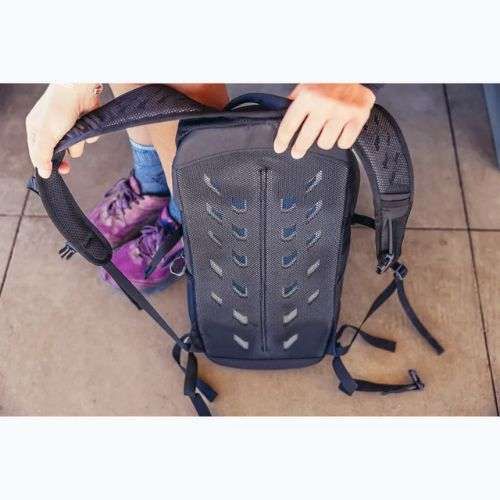 Gregory Nano 20 l optikai fekete nappali hátizsák