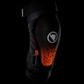 Kerékpáros térdvédő Endura MT500 Hard Shell Knee Pad black 4