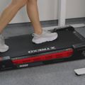 Elektromos futópad XTREXO Walking Pad W200 fekete 17