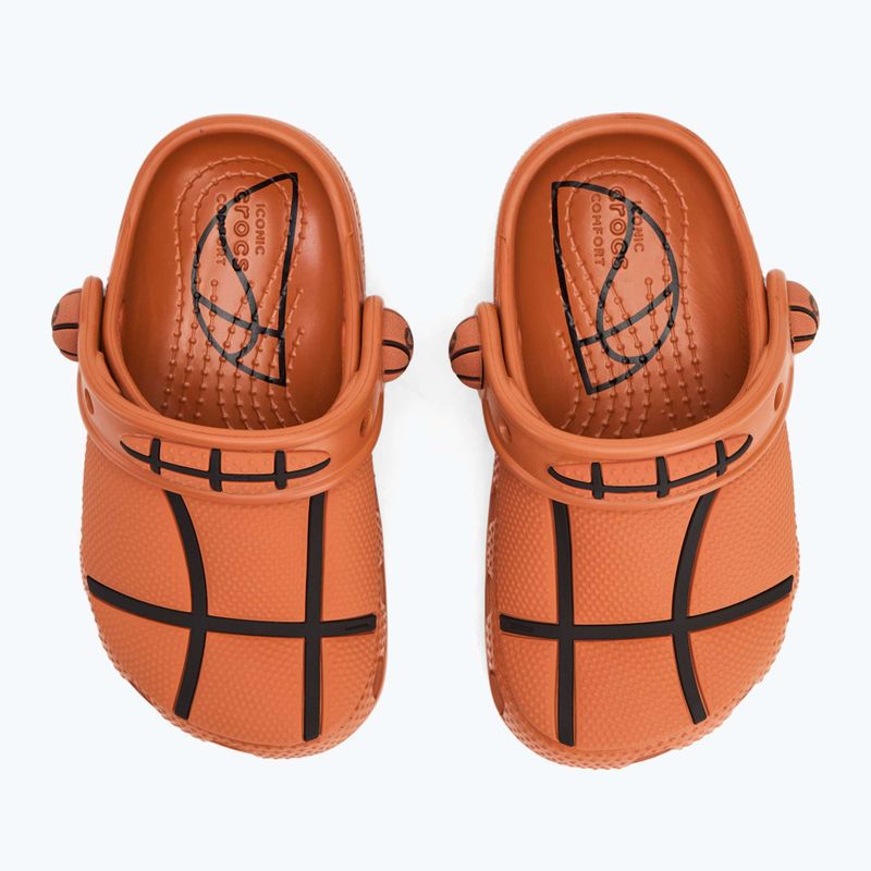 Crocs Classic Basketball Clog Toddler sienna flip-flopok 9