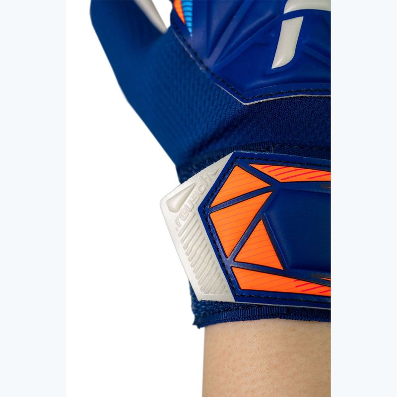 Gyermek kapus kesztyűk Reusch Attrakt Starter Solid Junior sharp blue/white/shocking orange 8