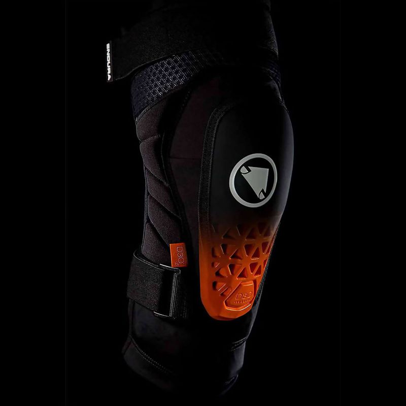 Kerékpáros térdvédő Endura MT500 Hard Shell Knee Pad black 4