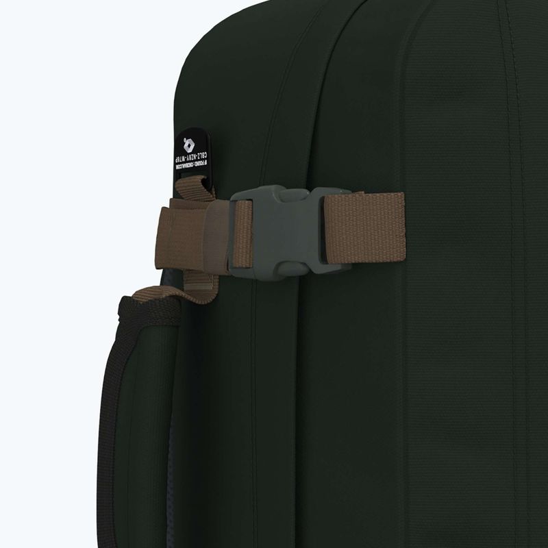 Utazó hátizsák CabinZero Classic 28 l black sand 10