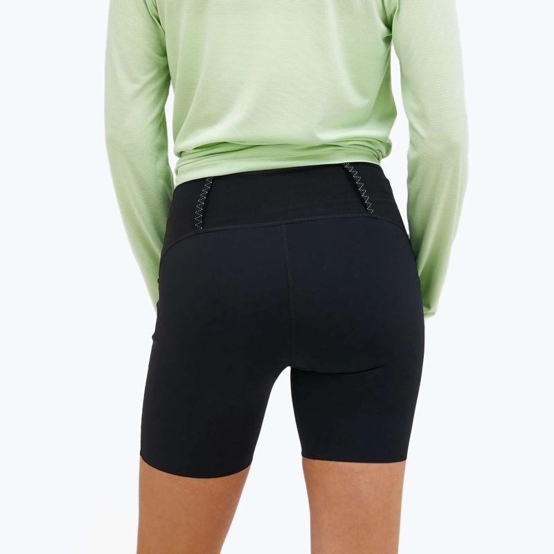 Női Peak Performance Light rövidnadrág fekete 2